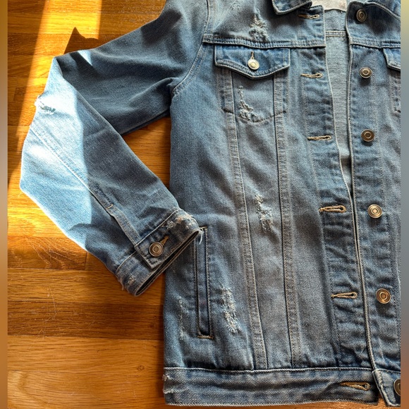 Altar’d State | Women’s light denim jacket with slight distressing - Picture 3 of 16